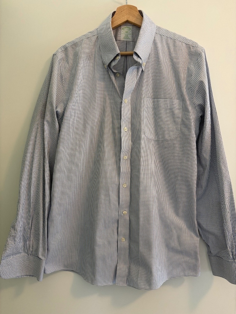 Brooks Brothers Mens Non Iron Shirt 100% cotton